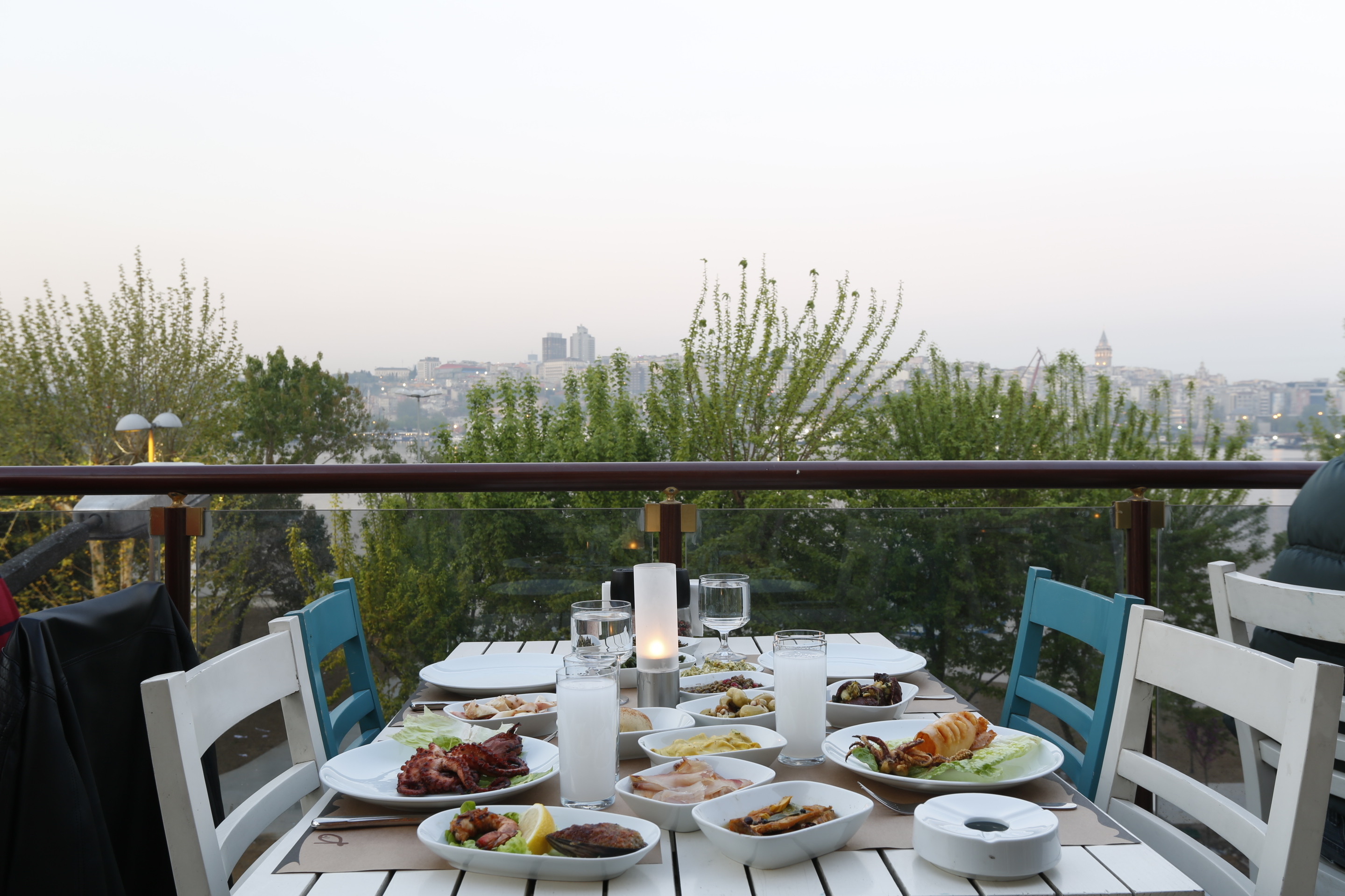 En Iyi Raki Mekanlari 52 Hafta 52 Mekan By Alper Lenger